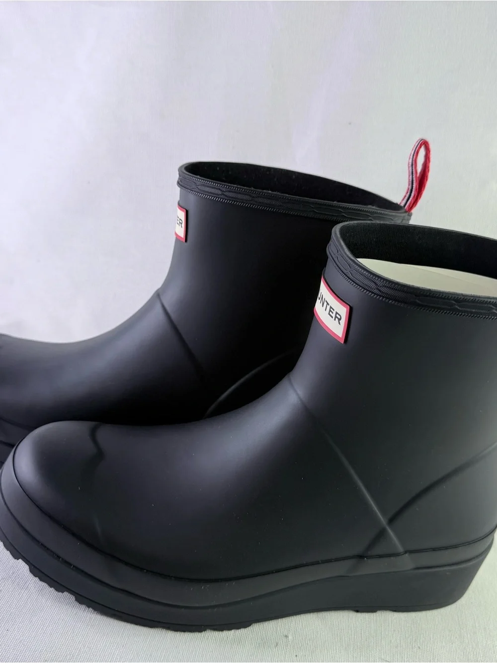 Hunter Women's Short Boot in Black, Size 7 Brand New-Never worn.